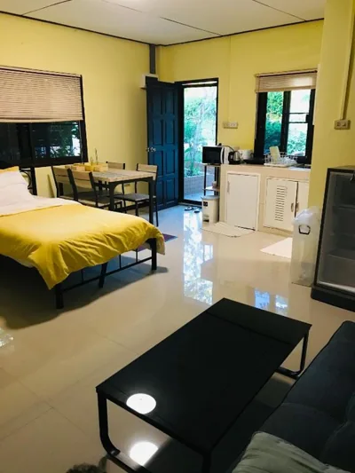 Guest House, shared pool, private bathroom and kitchen – Photos 6